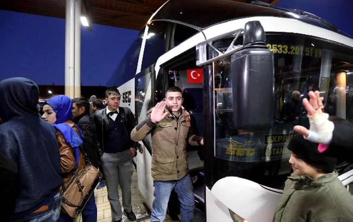 Uyuşturucudan Kurtulan Genç Askere Uğurlandı