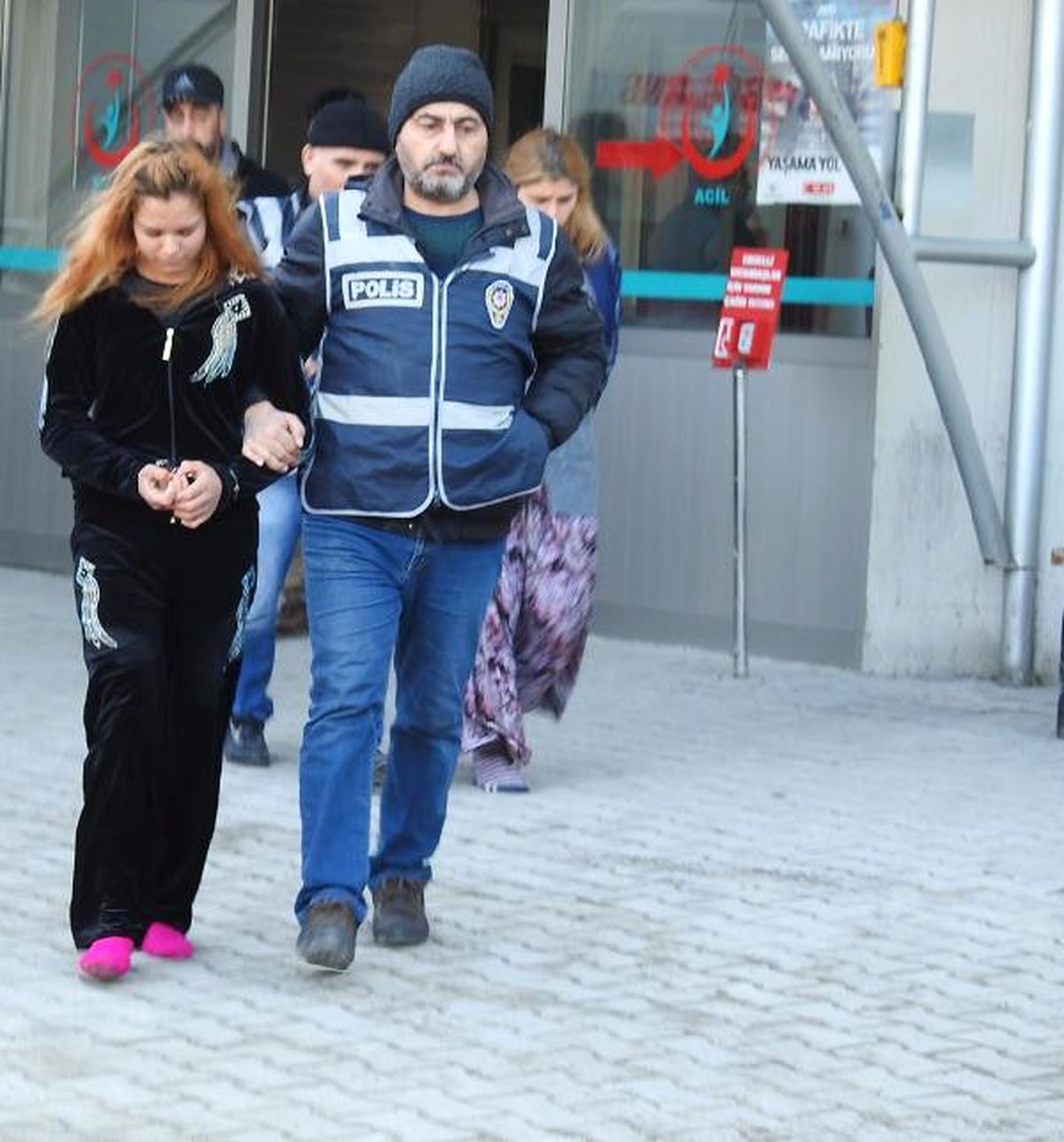 Aranırken Polisin Yakaladığı 6 Şüpheli Tutuklandı