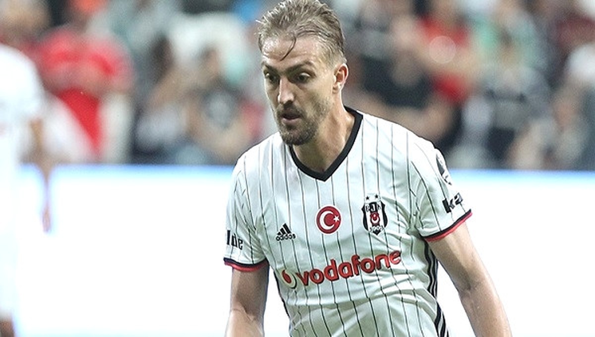 Beşiktaşlı Caner Erkin Sahalara Ne Zaman Döneceğini Açıkladı