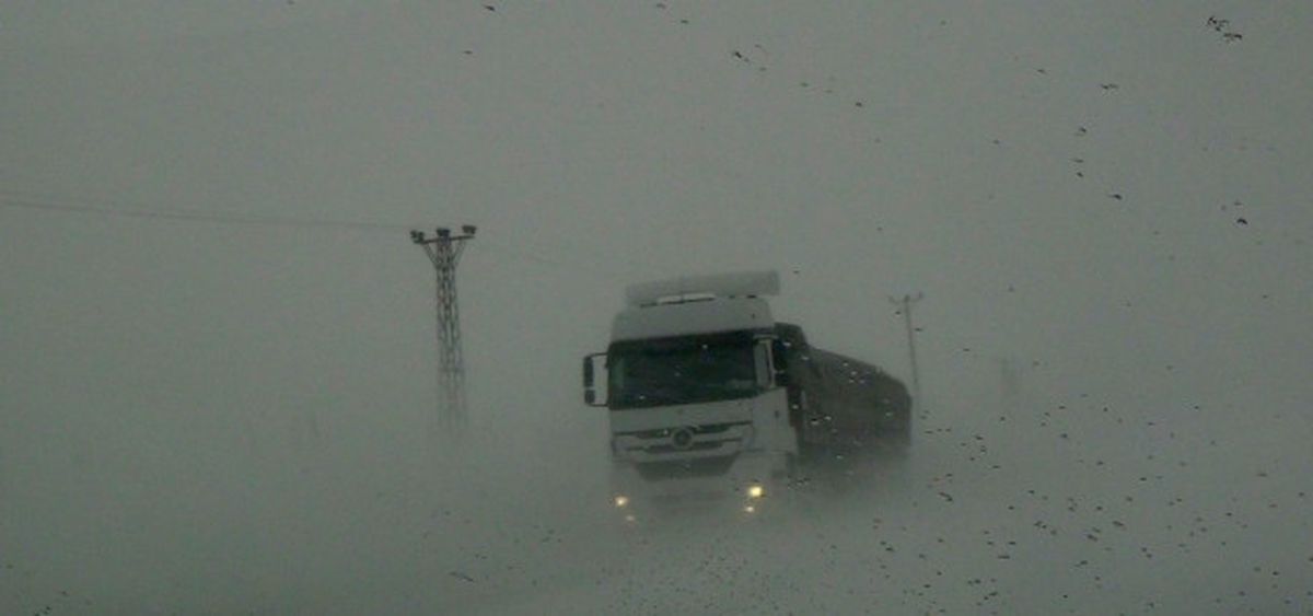 Bitlis\'te Tipi ve Fırtına