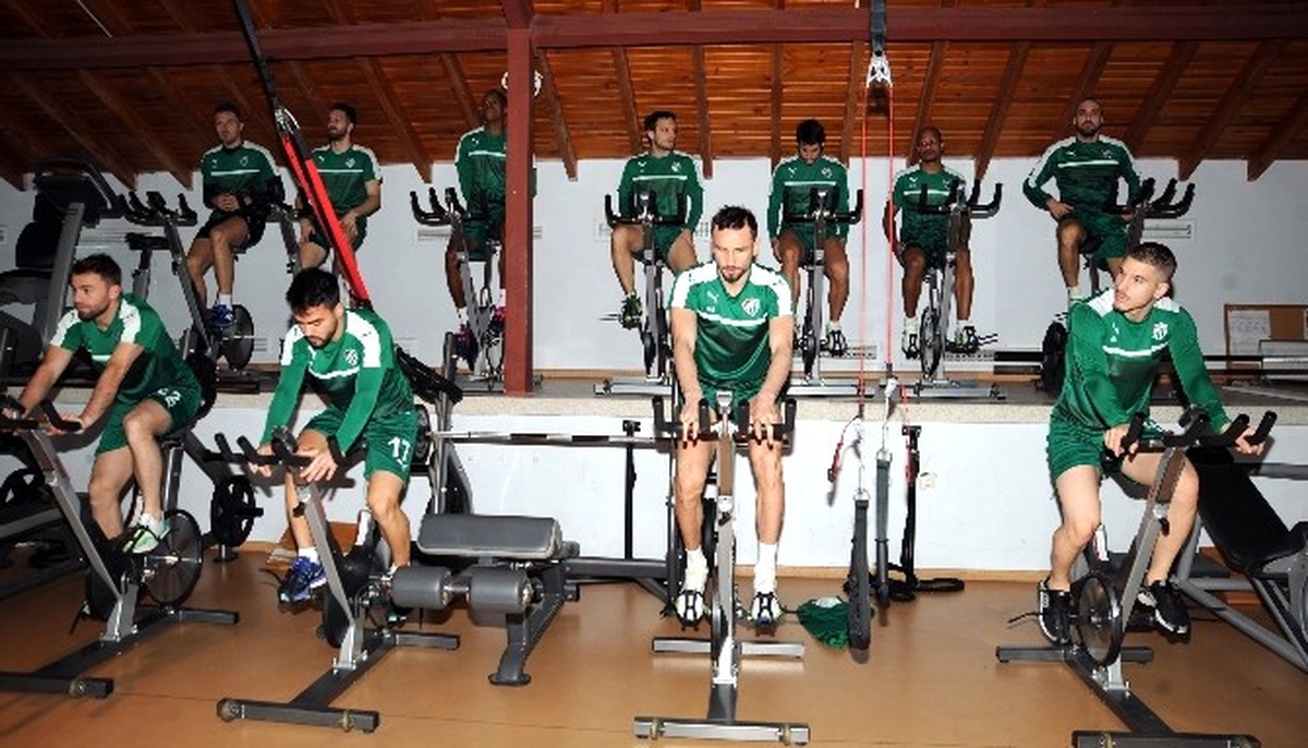 Bursaspor, Kondisyon Salonunda Çalıştı