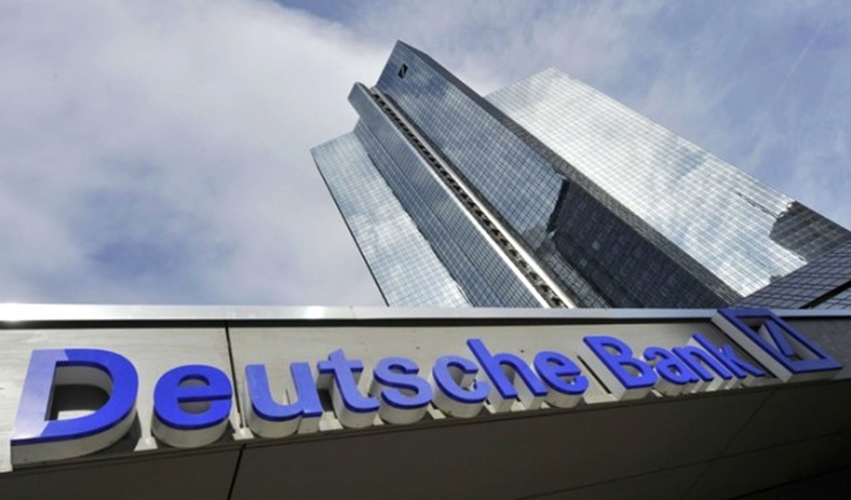 Deutsche Bank 1,4 Milyar Euro Zarar Etti