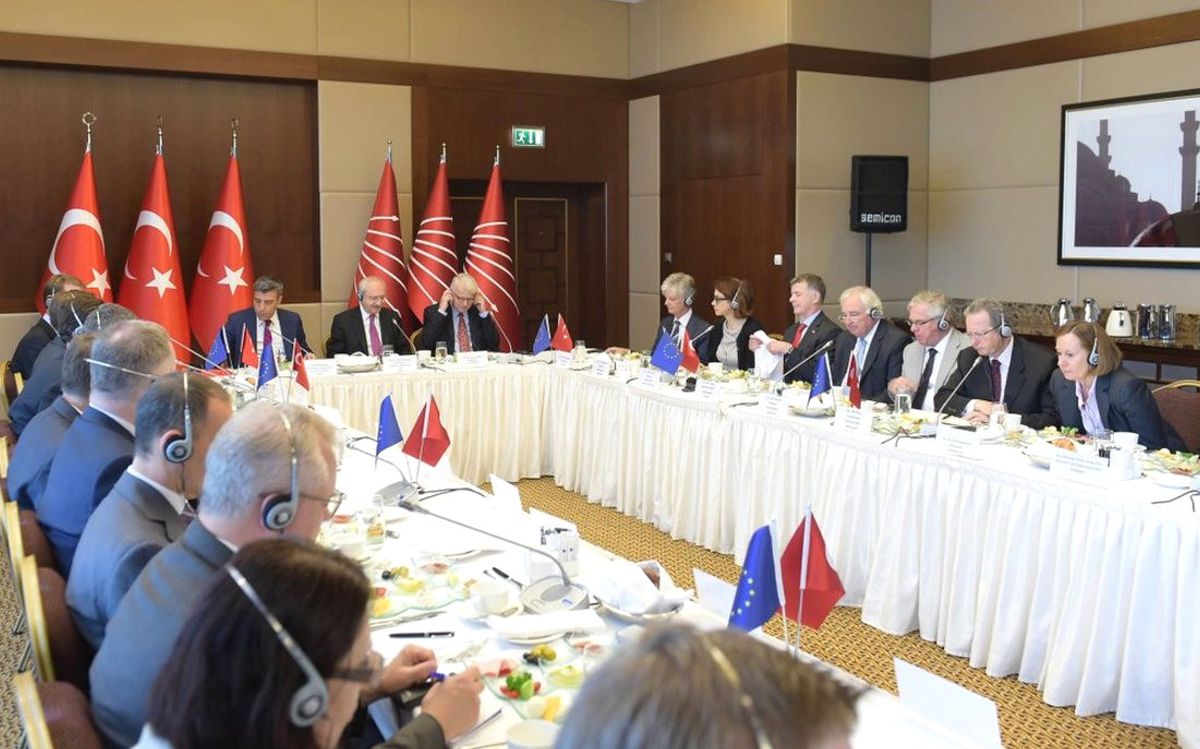 Dha Ankara - Kılıçdaroğlu, AB Üyesi Ülkelerin Büyükelçileriyle Kahvaltıda Buluştu