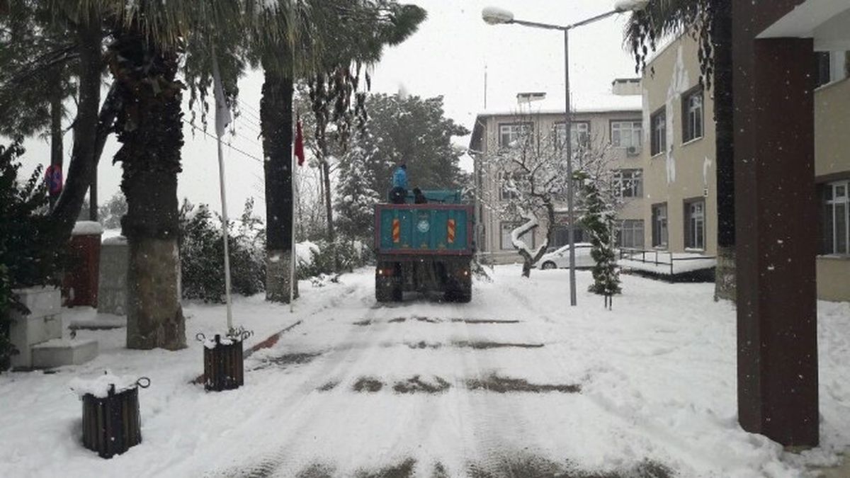 Diyarbakır\'da Karla Mücadele