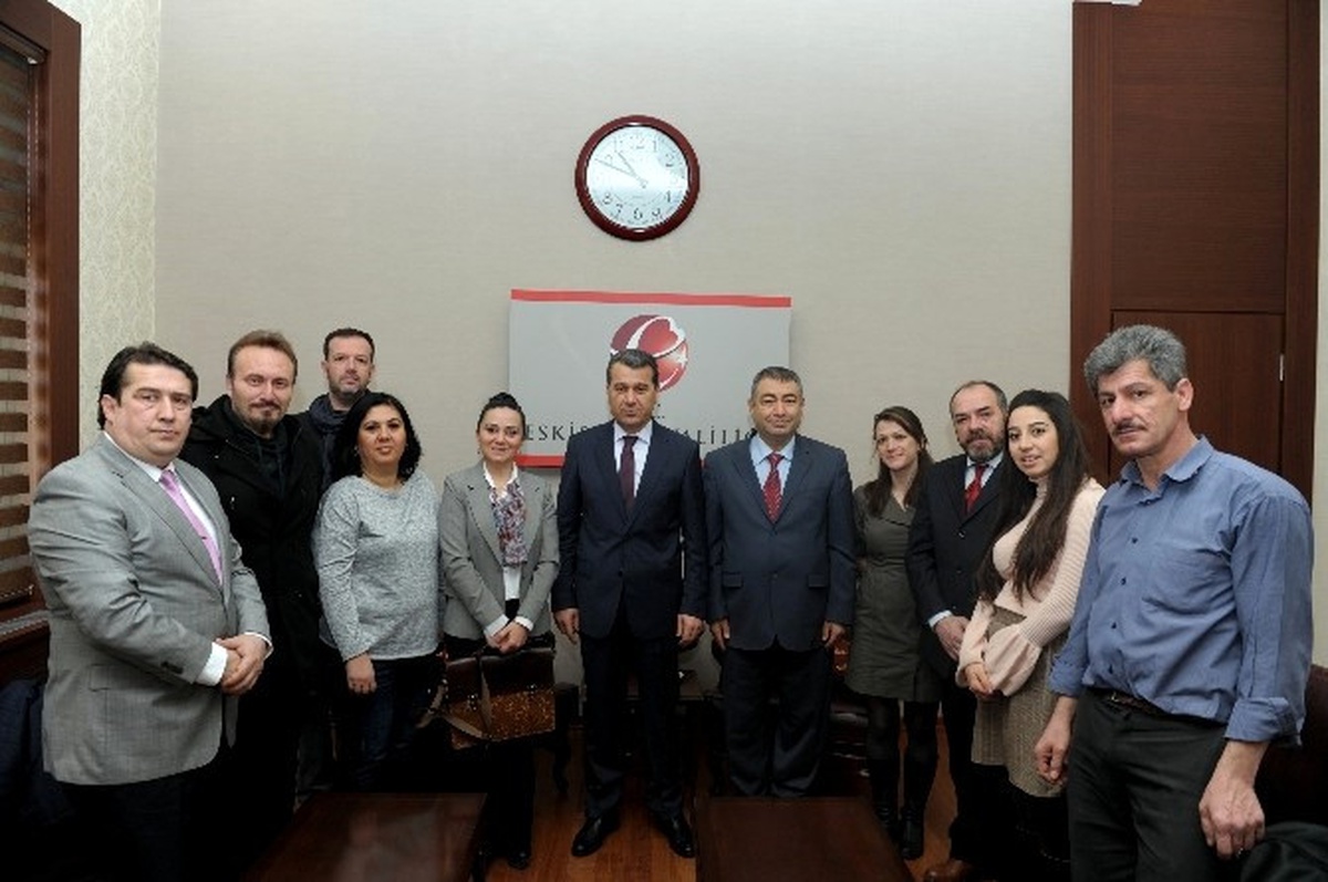 El İşi Sanatçıları Vali Çelik\'i Ziyaret Etti