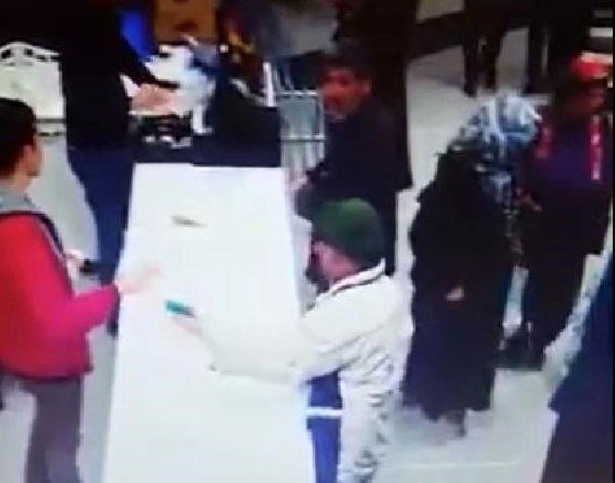 Emanet Bırakılan Cep Telefonunu Aldı, Kamera Görüntülerinden Yakalandı