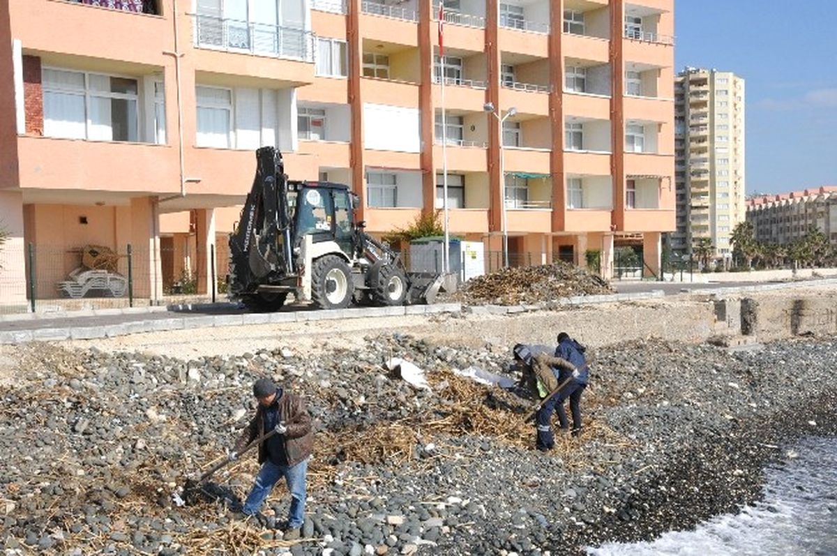 Erdemli\'de Temizlik Seferberliği