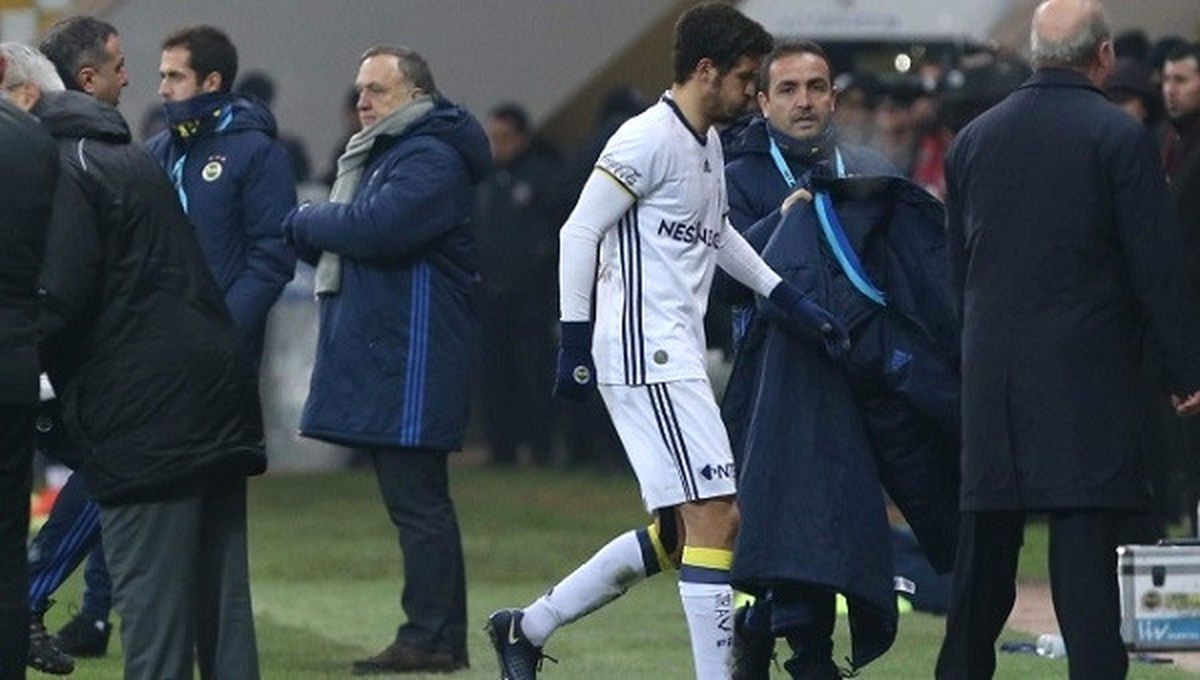 Fenerbahçe\'de Beşiktaş Maçı Öncesi Sakat Futbolcular Ozan Tufan, Salih Uçan ve Volkan Şen\'den...