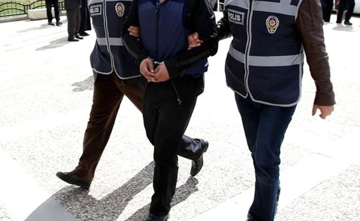 Fetö Okullarının 3 Yöneticisi Yakalandı