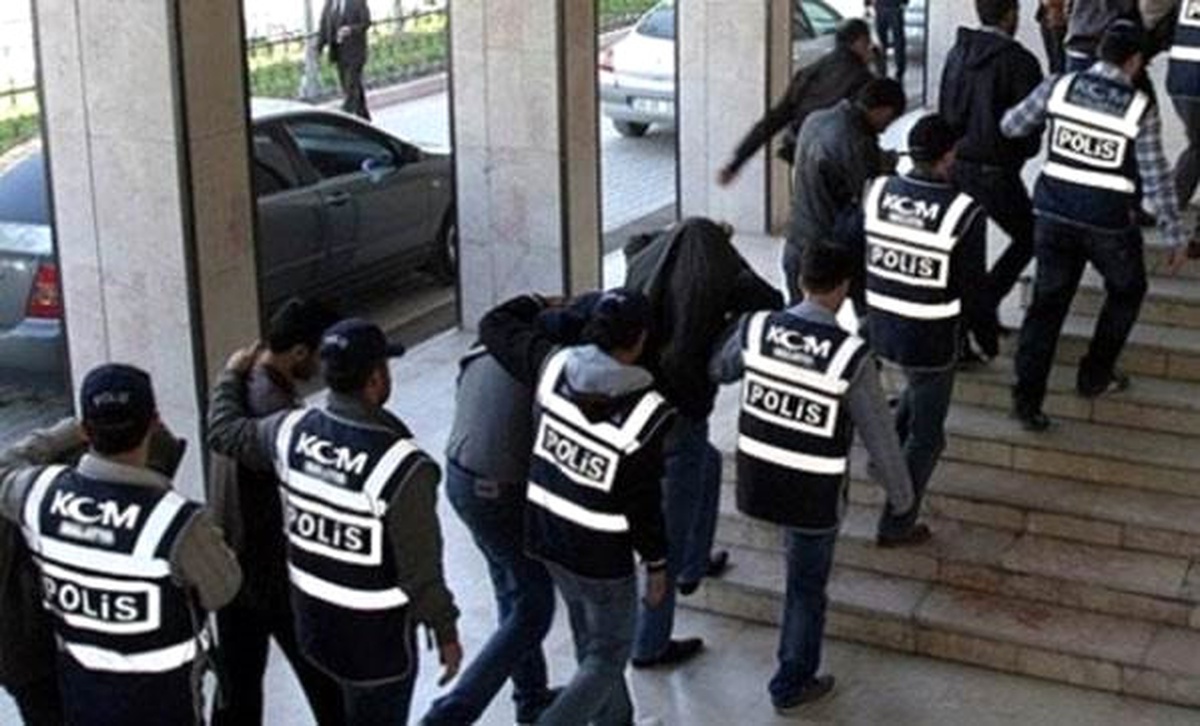 Fetö Operasyonunda Gözaltı Sayısı 46\'ya Çıktı