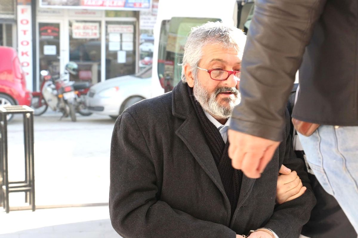 Gülen\'in Yeğeni Tutuklandı