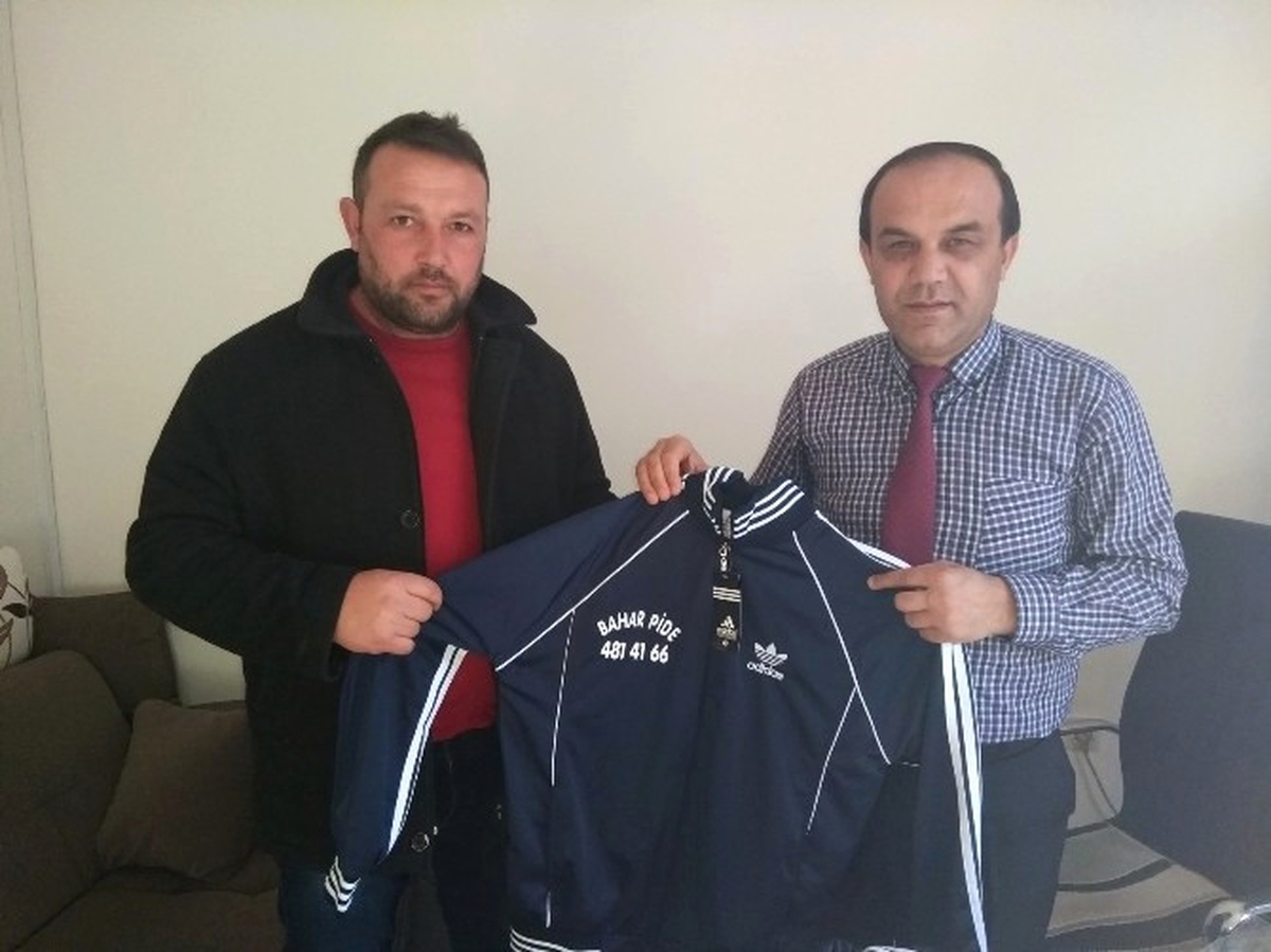 Hisarcık Belediyespor\'a Esnaf Desteği