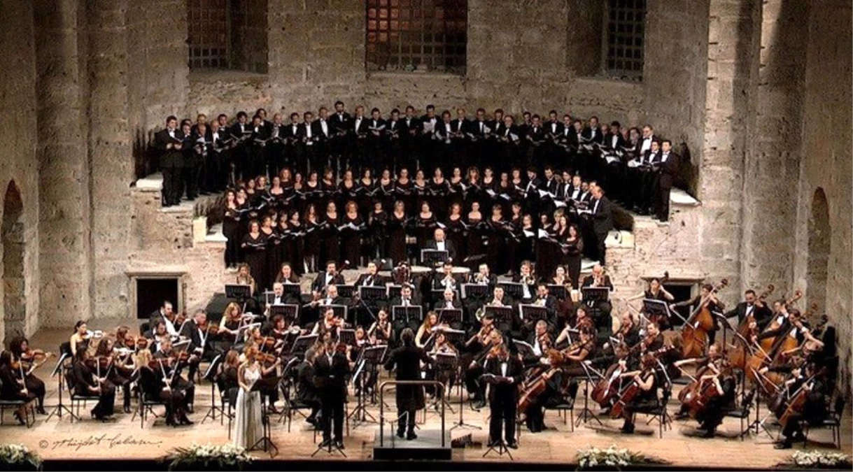 İstanbul Devlet Opera ve Balesi\'nden "Kardeşlik" Çağrısı