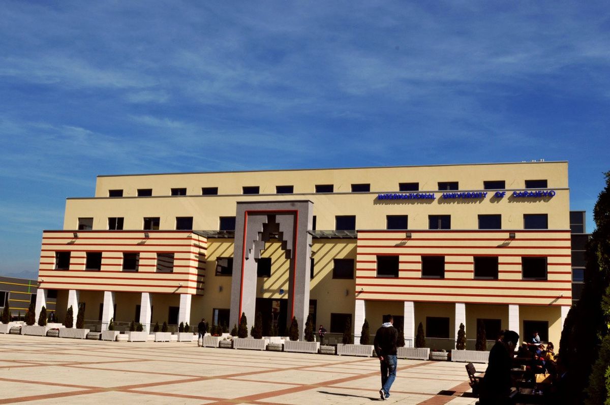 Ius, Bosna Hersek\'in "En İyi Özel Üniversitesi" Seçildi