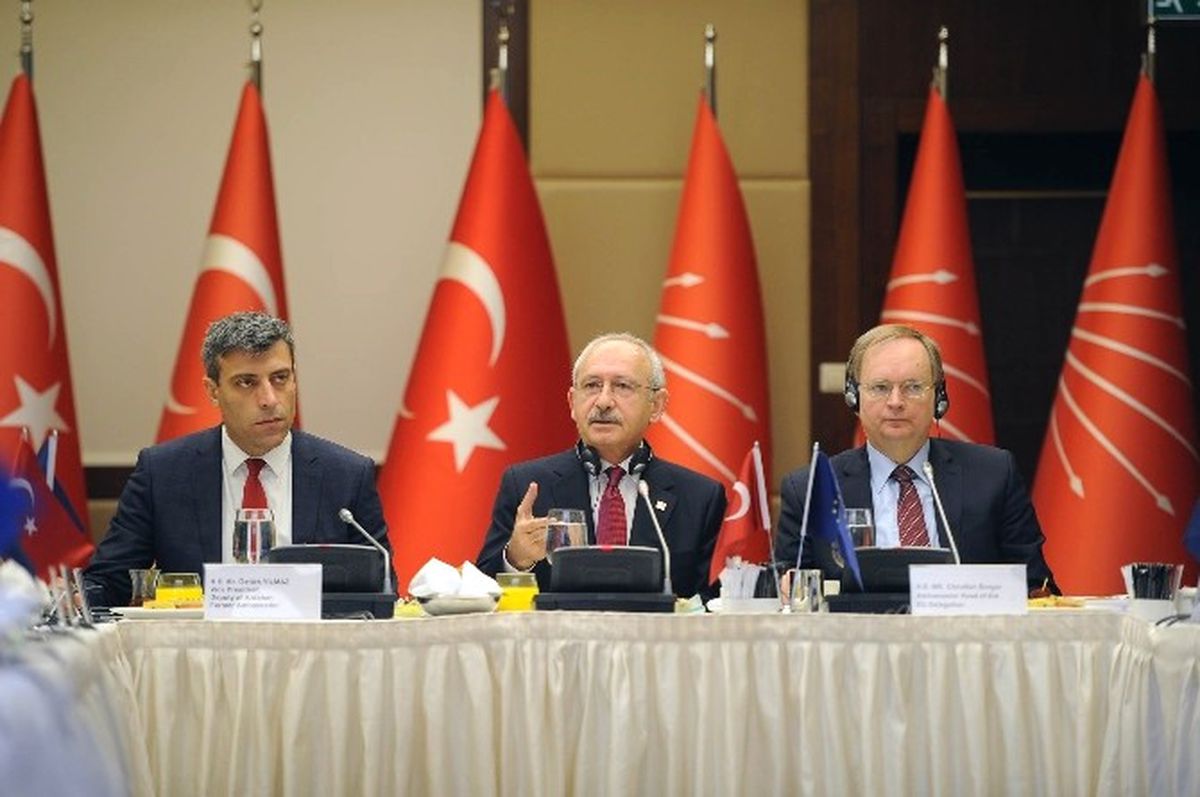 Kılıçdaroğlu\'nun AB\'ye Üye Ülkelerin Büyükelçileri ile Toplantısı Sona Erdi