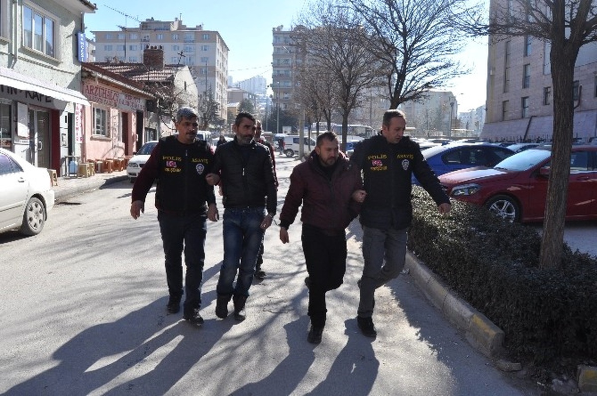 Market Soyguncuları Güvenlik Kamerasında