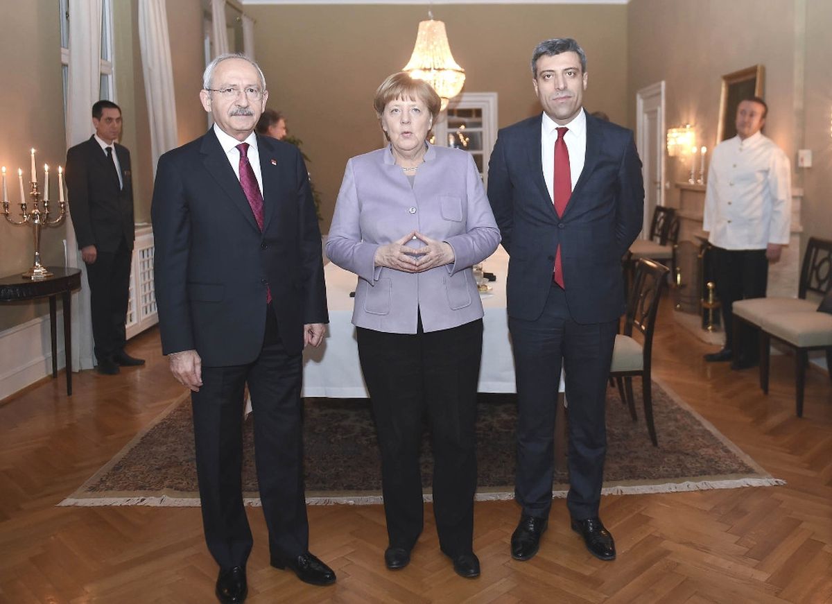 Merkel CHP Lideri Kılıçdaroğlu ile Görüştü