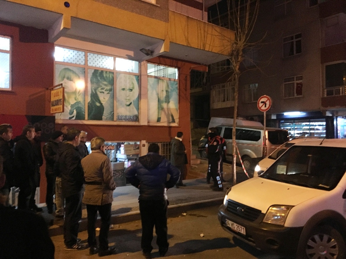 Boşanmak Üzere Olduğu Eşini Böyle Vurdu