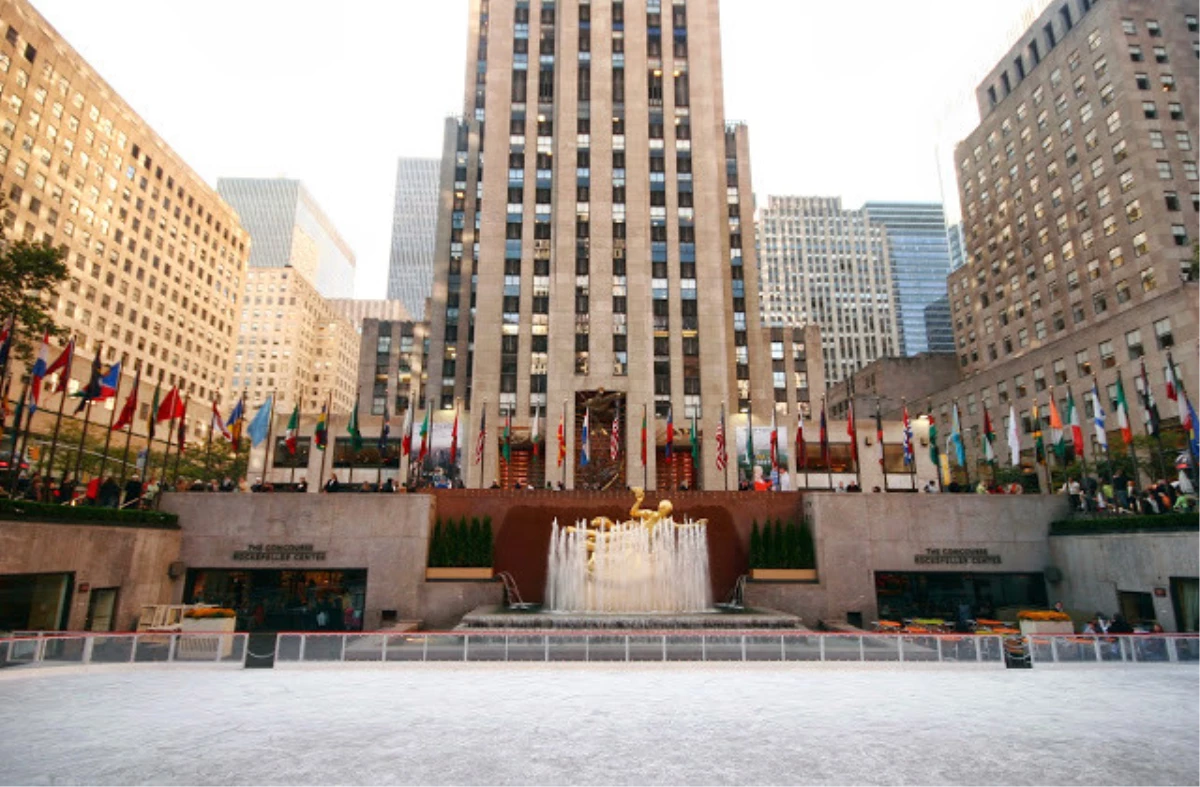Rockefeller Center, Her Gün 400 Bin Kişiyi Çekiyor