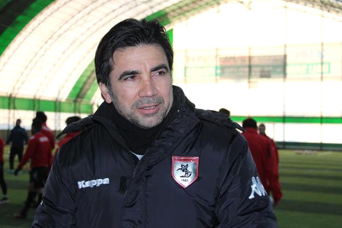 Samsunspor Teknik Direktörü Özköylü: Ligi Rahat Bir Yerde Tamamlamak İstiyoruz