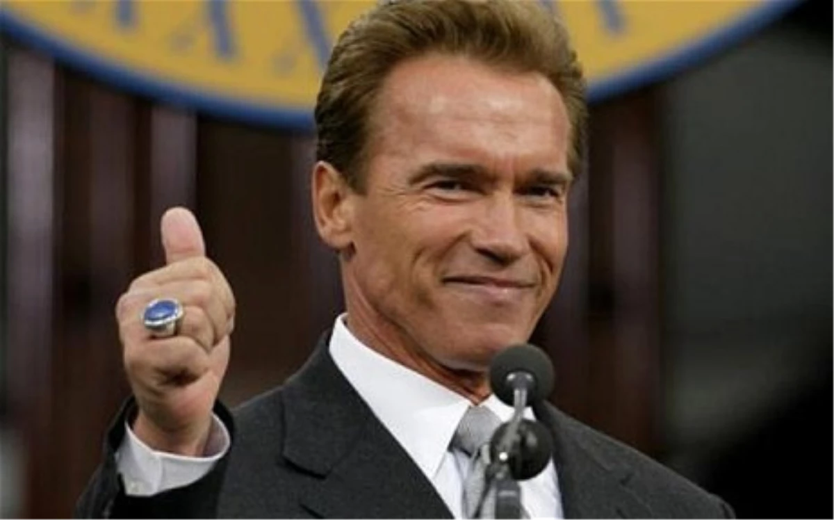 Schwarzenegger\'dan Trump\'a: İşini Bana Devret; İnsanlar Rahat Uyuyabilsin