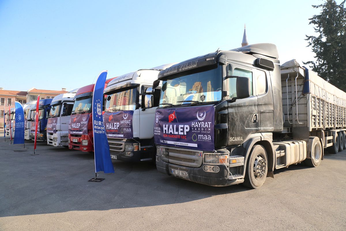 Suriye\'ye Yakacak ve Gıda Yardımı