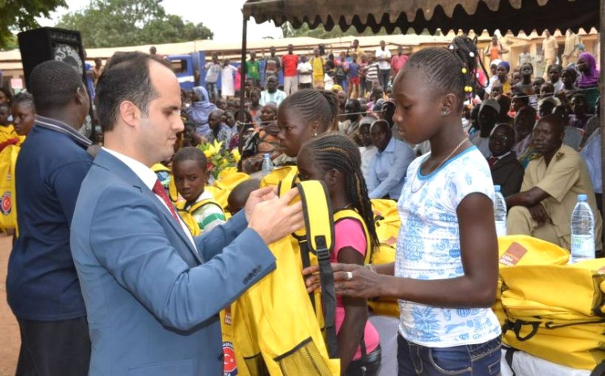 Tika\'dan Senegal\'e Türkçe Öğrenim Desteği