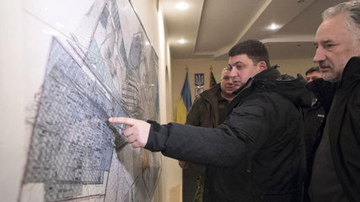 Ukrayna\'nın Donetsk Bölgesinde İkisi Asker Üç Kişi Daha Hayatını Kaybetti.