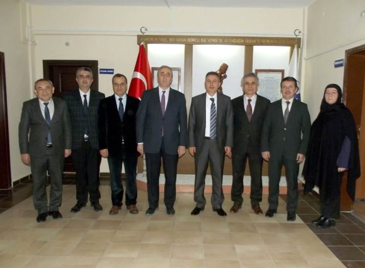 Vali Elban\'dan Defterdarlığa Ziyaret