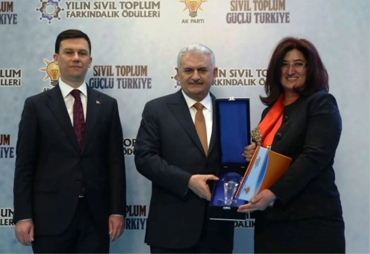 Yılın "Sivil Toplum Farkındalık Ödülü " Gaziantep\'in