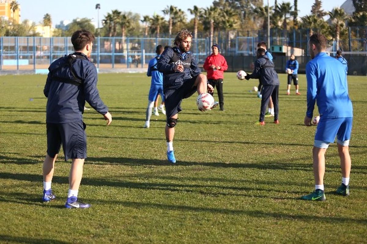 Adana Demirspor\'da Keyifler Yerinde
