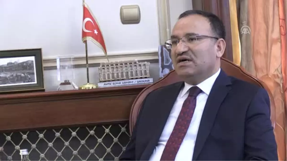 Bozdağ: "Chp\'nin Yapması Gereken Şey Anayasa Mahkemesine Gitmemektir"