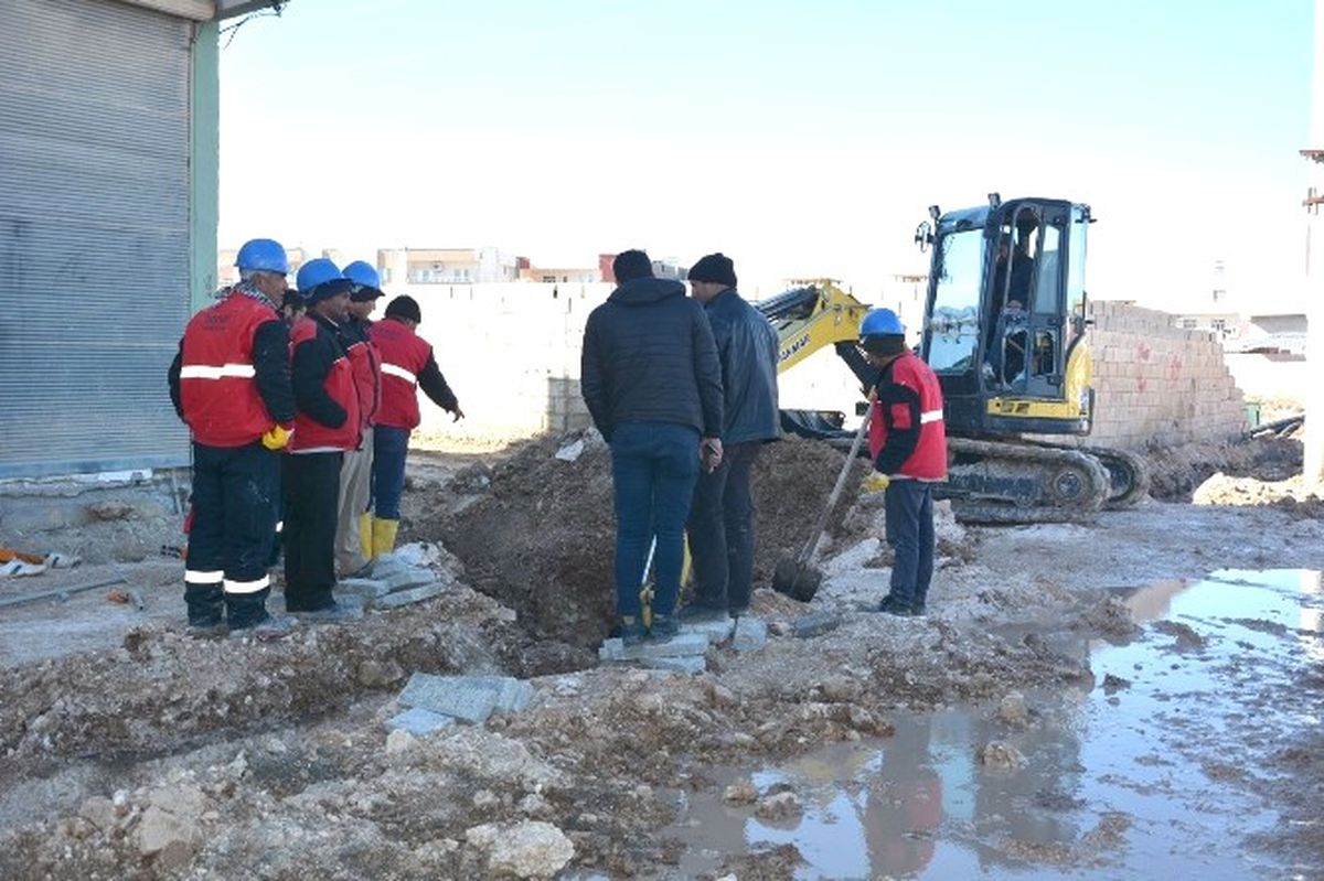 Ceylanpınar\'da Elektrik Şebekesi Yer Altına Alınıyor