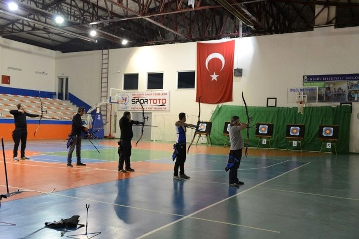 Dostum\'un İlk Okçuları Sertifikalarını Aldı