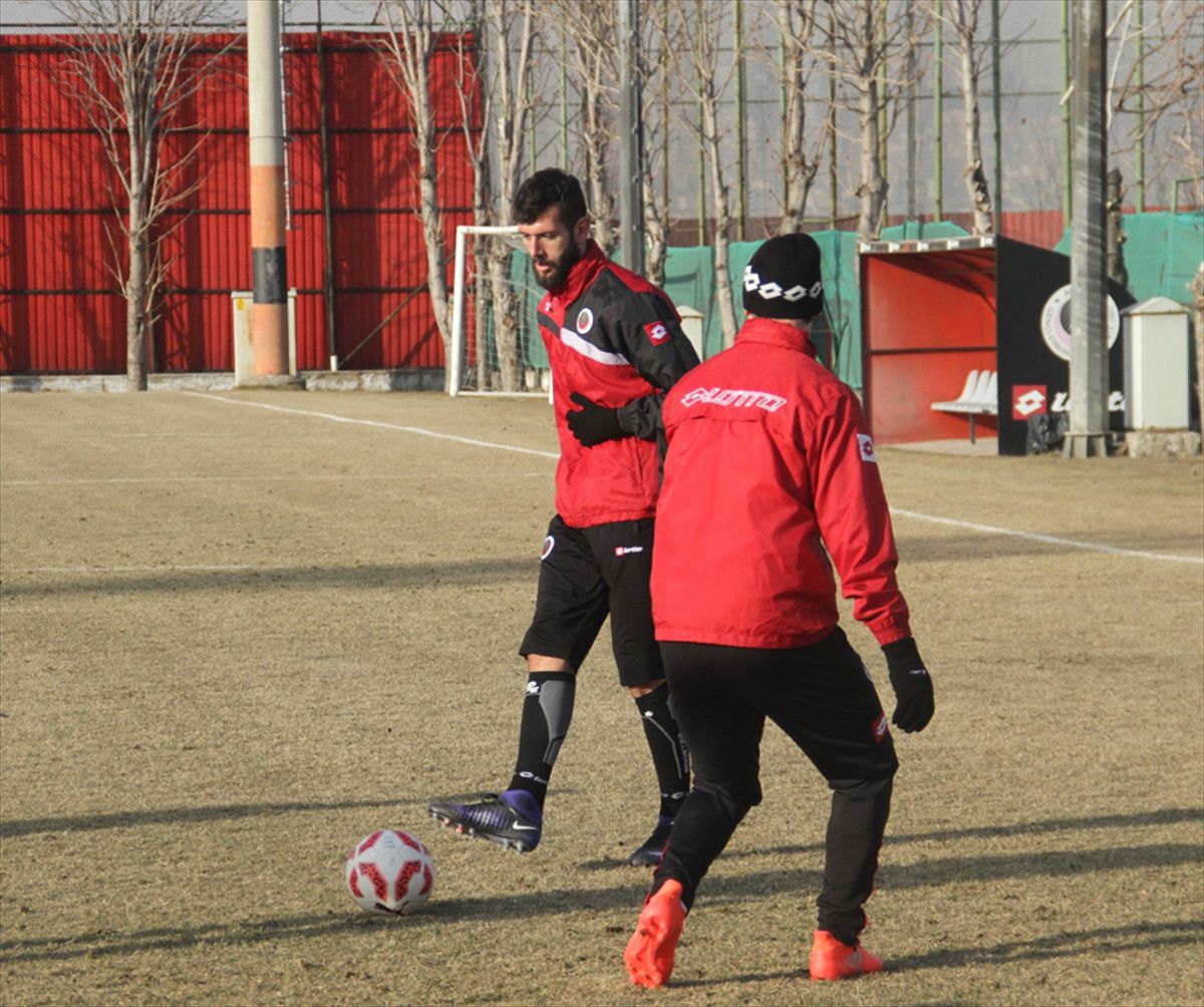 Gençlerbirliği Kupa Maçına Hazır