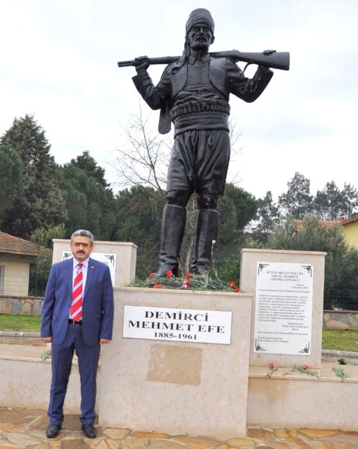 Haluk Alıcık, Demirci Mehmet Efe\'yi Andı
