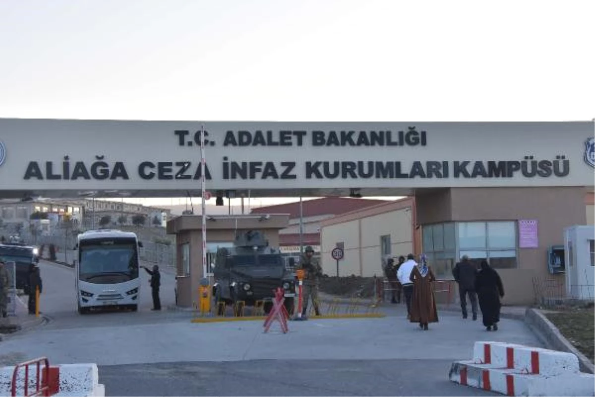 İzmir\'deki Fetö Davasında 7 Aydır Tutuklu Tümgeneral Sevil: Artık Sapla Samanı Karıştırmamak Lazım