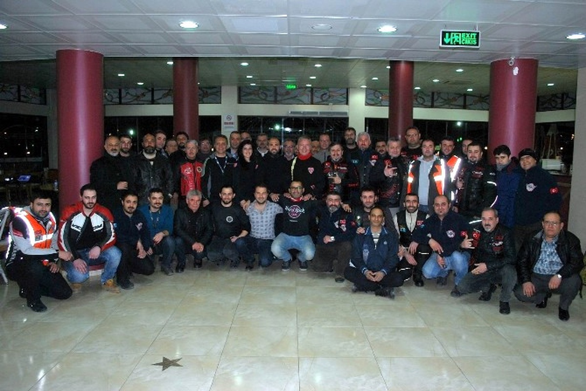Motosiklet Tutkunları Salihli\'de Eğitimden Geçti