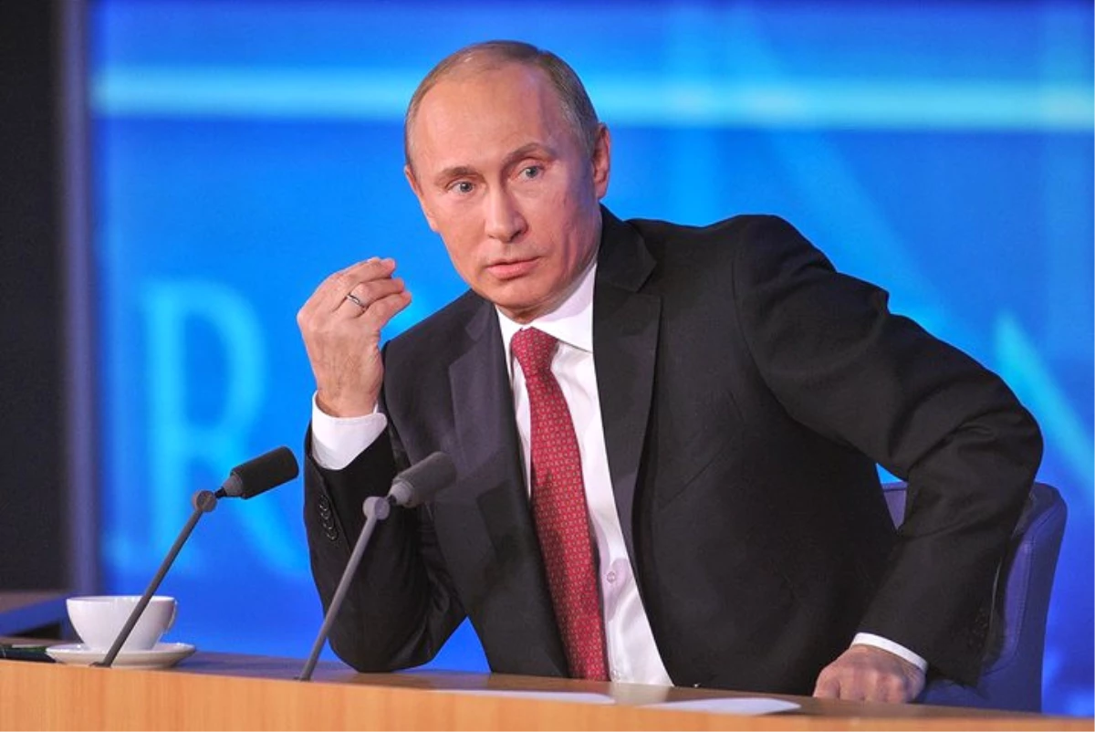 Putin, 16 General ve Savcıyı Görevden Aldı