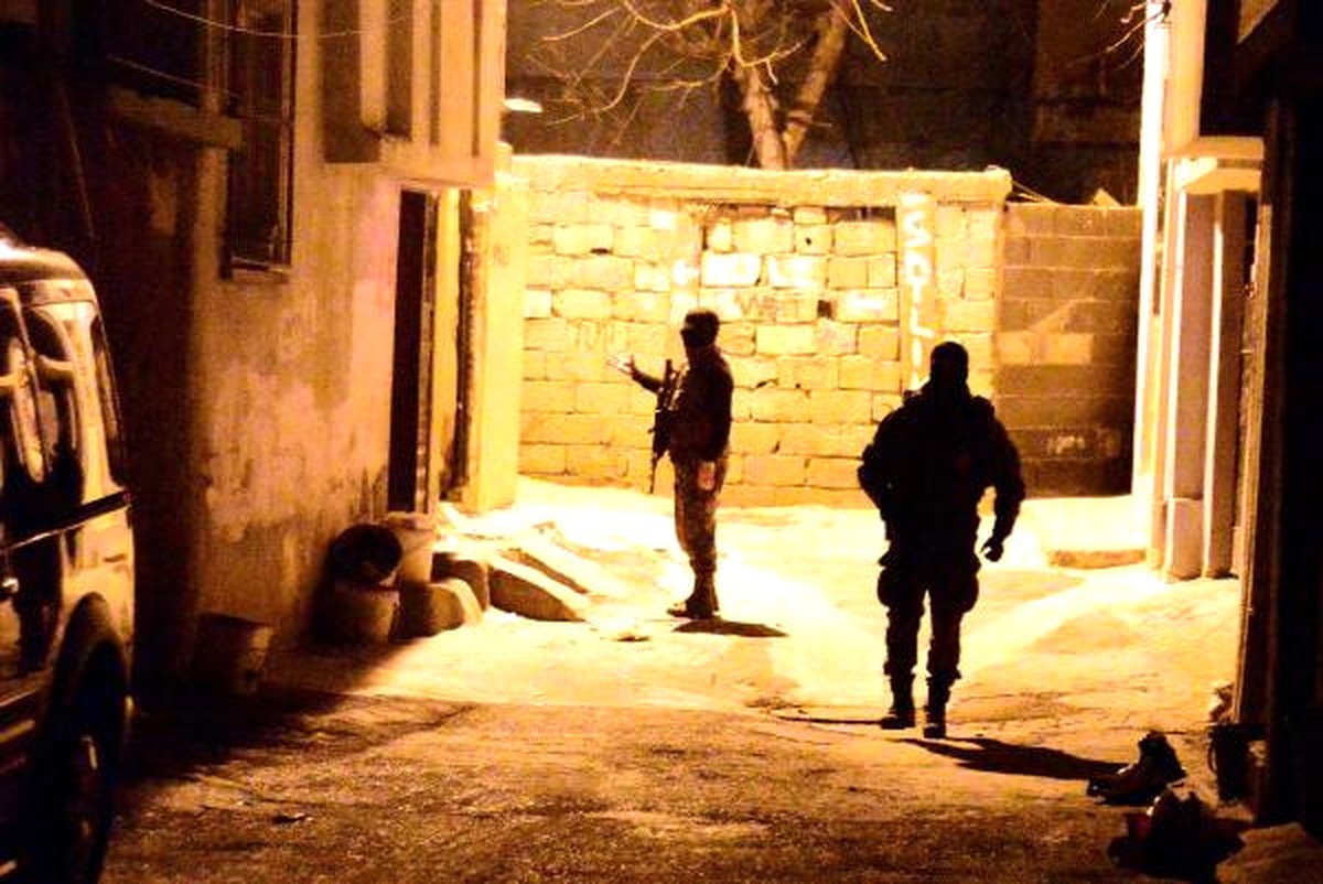 Sosyal Medyada Pkk/kck Porpagandası Yapanlara Operasyon: 22 Gözaltı
