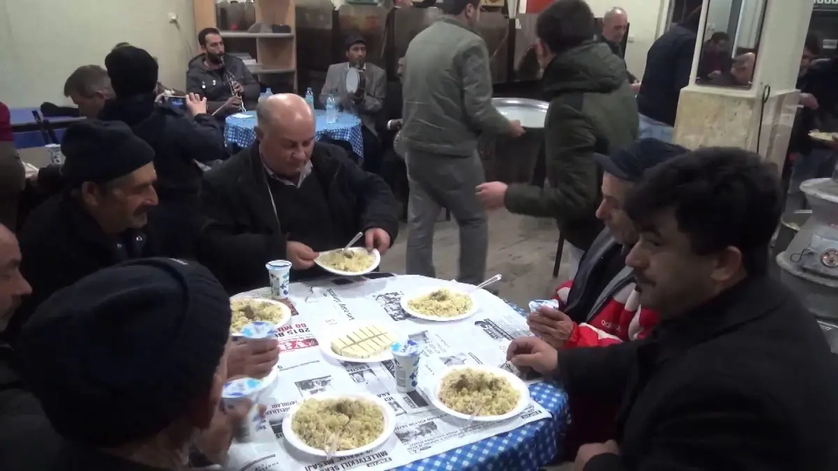 Tarihi Köyde Bulgur Pilavı Geleneği