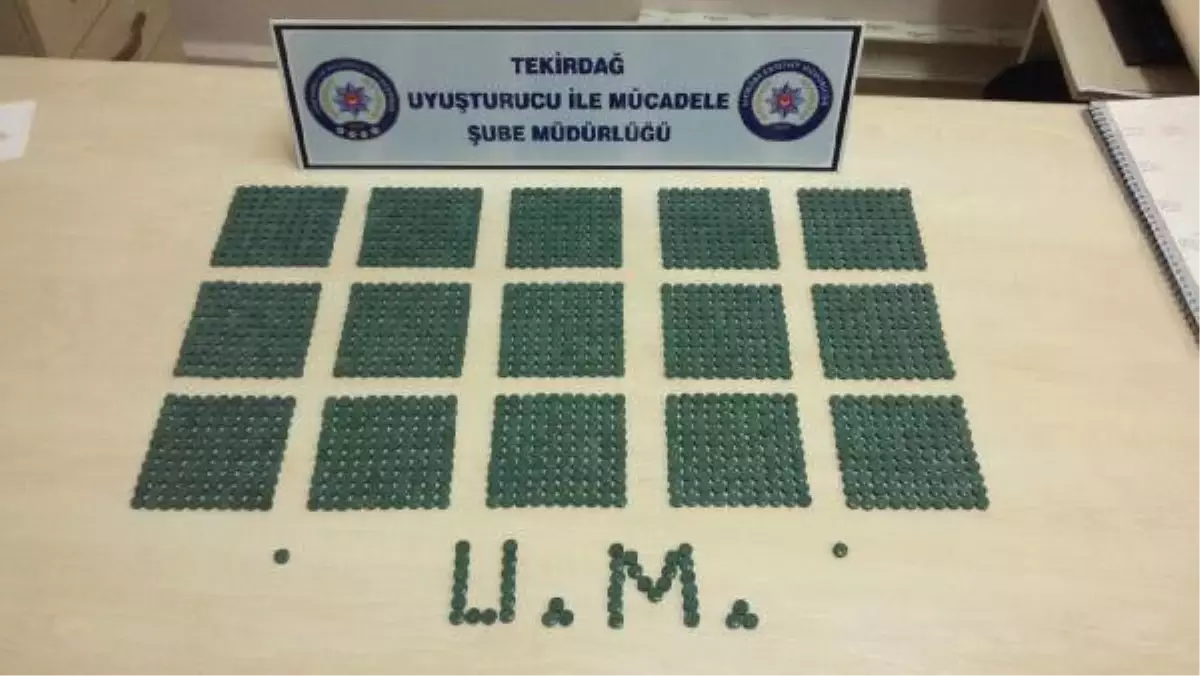 Vites Kutusundan 1550 Uyuşturucu Hap Çıktı, 2 Kişi Tutuklandı