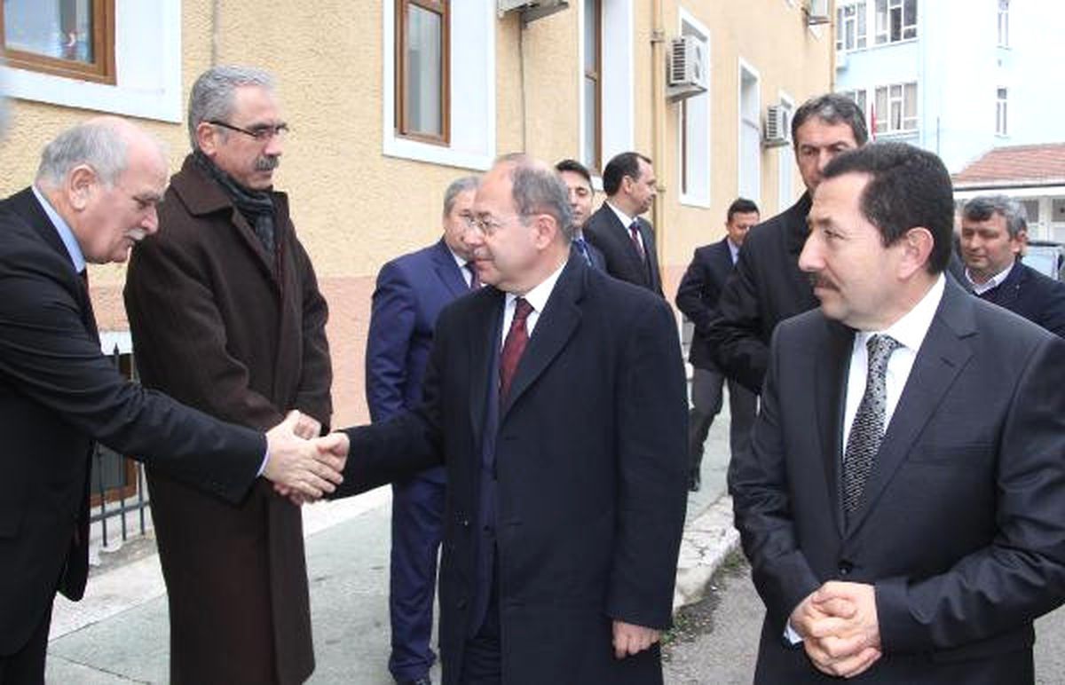 Bakan Akdağ: Türkiye\'de Hala Doktor Sayımız İstediğimiz Orana Ulaşmadı