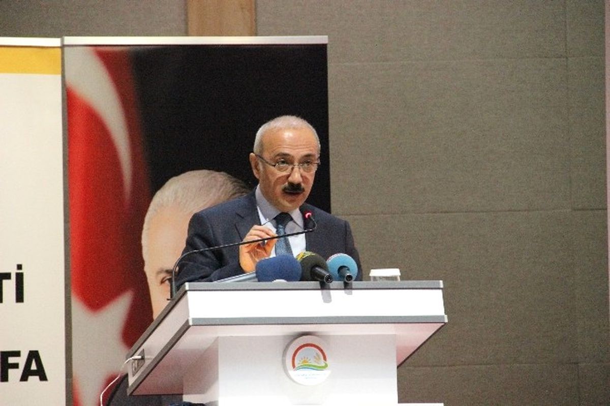 Bakan Elvan, AK Parti İl Danışma Meclisi Toplantısına Katıldı
