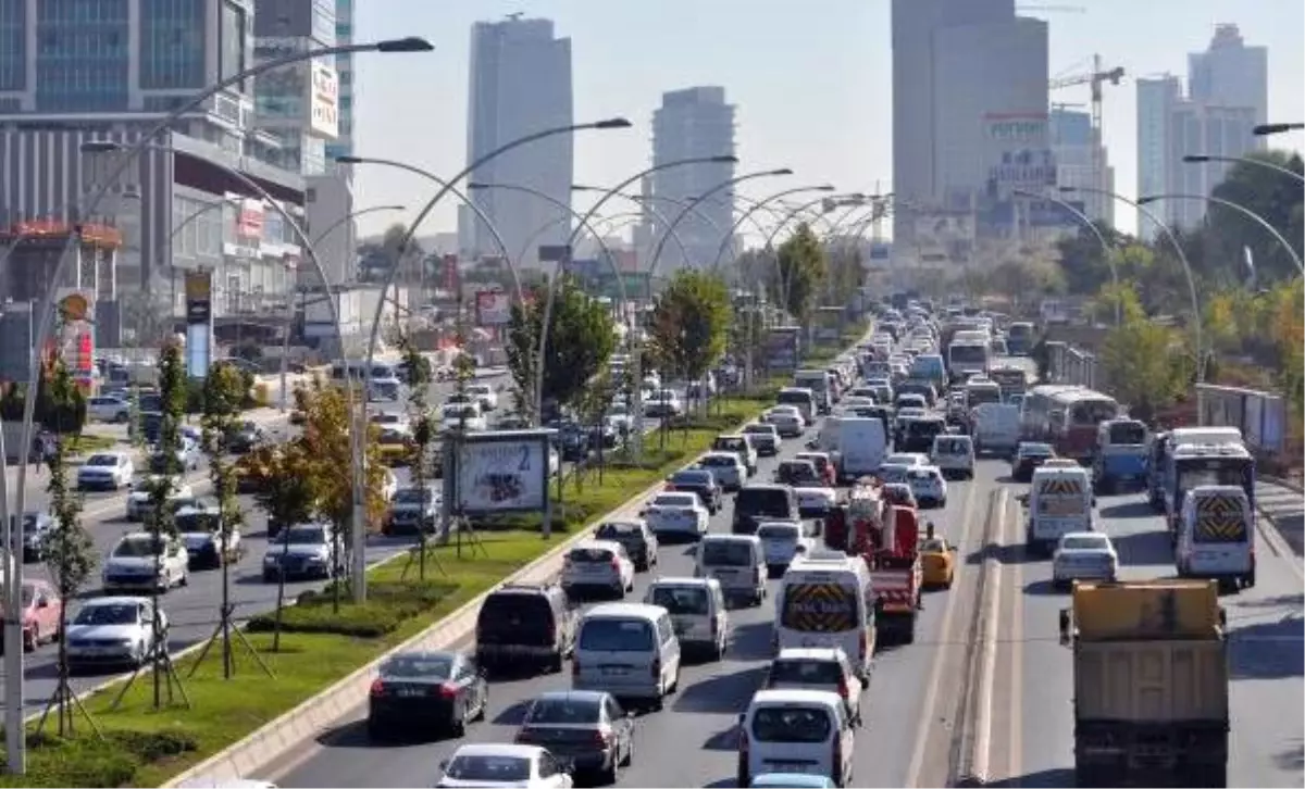 Başkentte Pazar Günü Bazı Yollar Trafiğe Kapatılacak