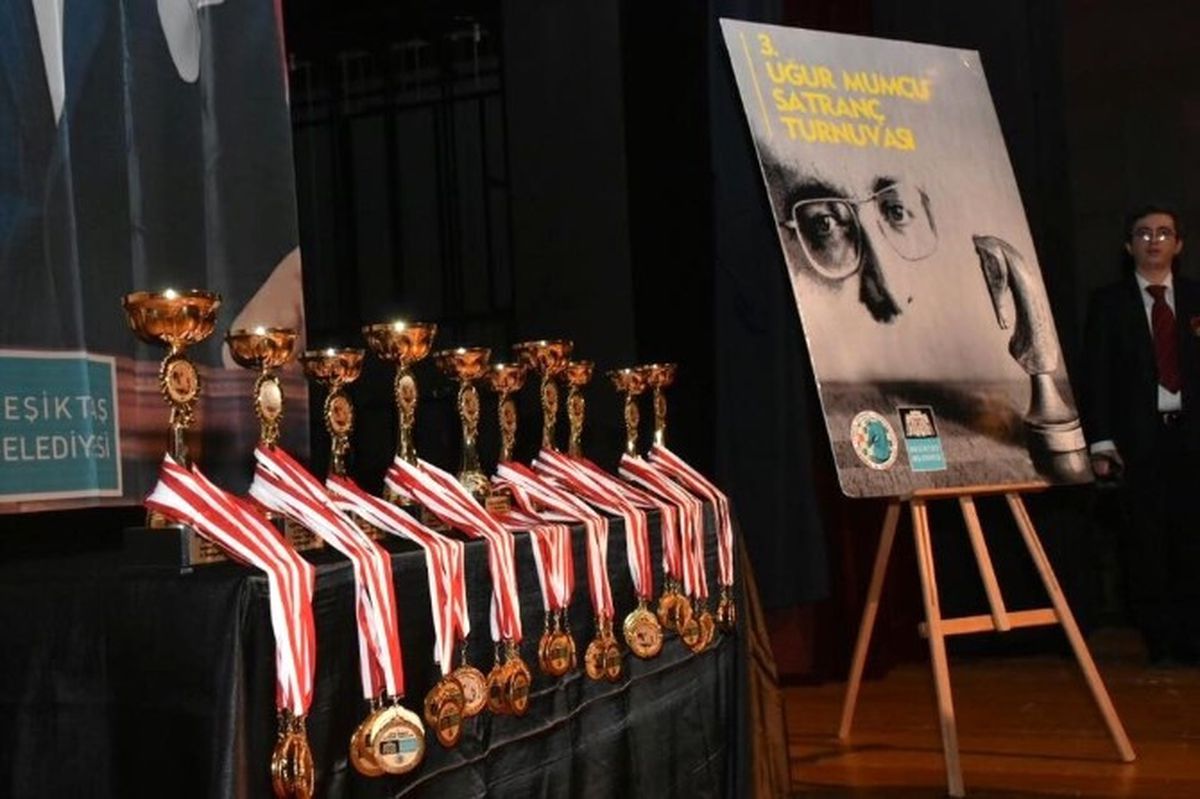 Beşiktaş Belediyesi\'nden Uğur Mumcu Satranç Turnuvası