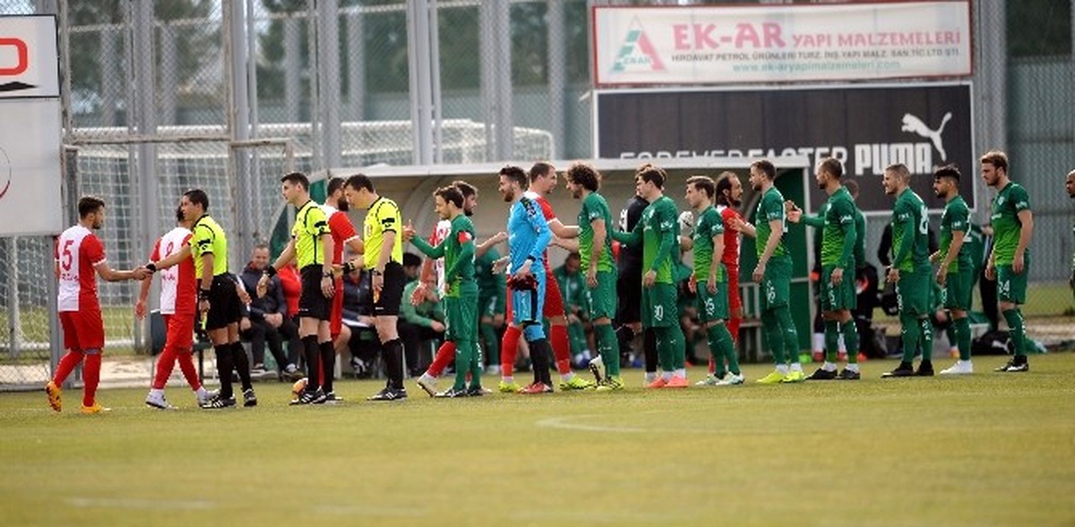 Bursaspor, Balıkesirspor\'u Tek Golle Geçti