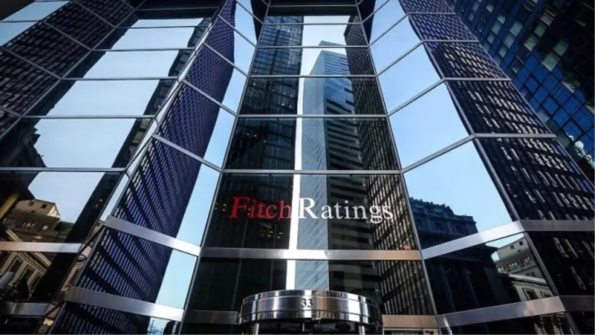 Fitch\'e Rağmen TL Bir Haftada Yüzde 5 Kazandırdı