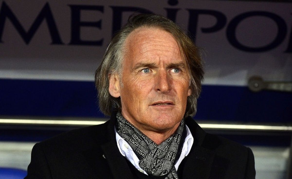 Galatasaray Taraftarından Takıma ve Riekerink\'e Tepki