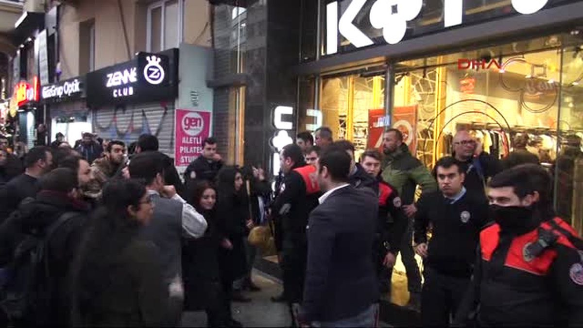 Kadıköy\'de Polis Müdahalesi